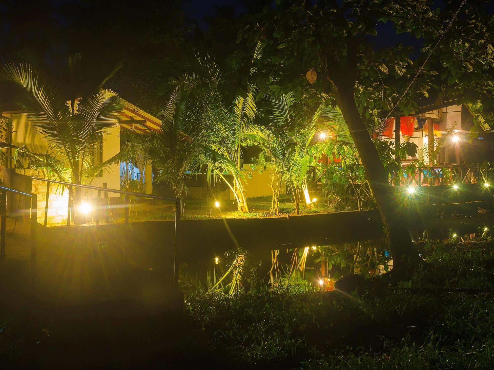 Nature Villa (Adults Only) Unawatuna Luaran gambar